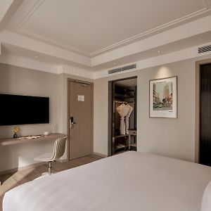 Junior Suite French Balcony
